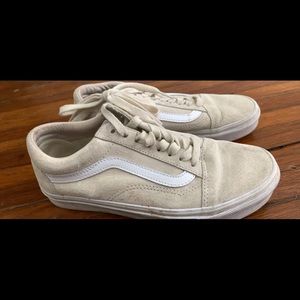 Women’s size 8 Vans   Suede shoes.
